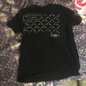 Twenty one pilots shirt